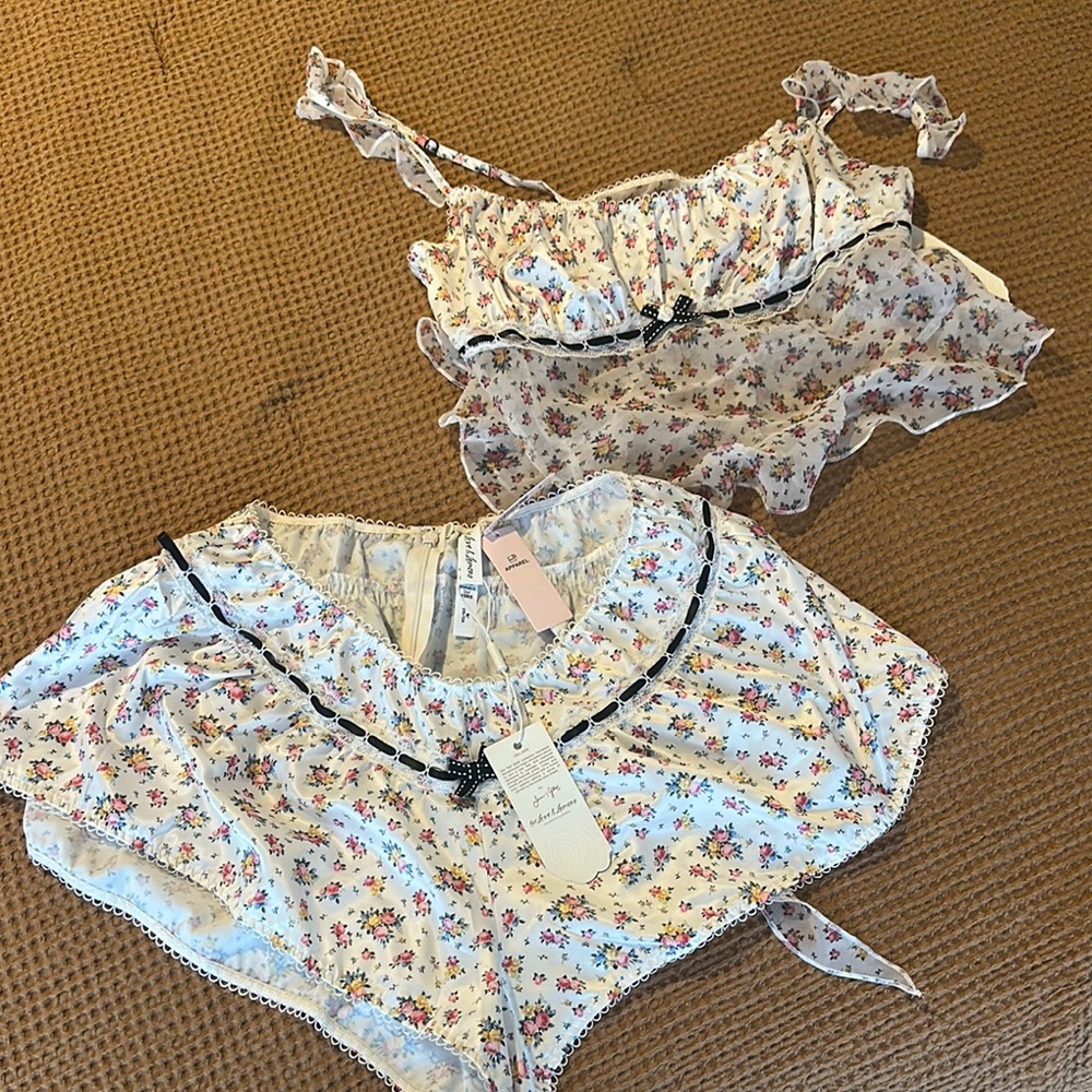 For love and lemons x Victoria’s Secret pjs NWT